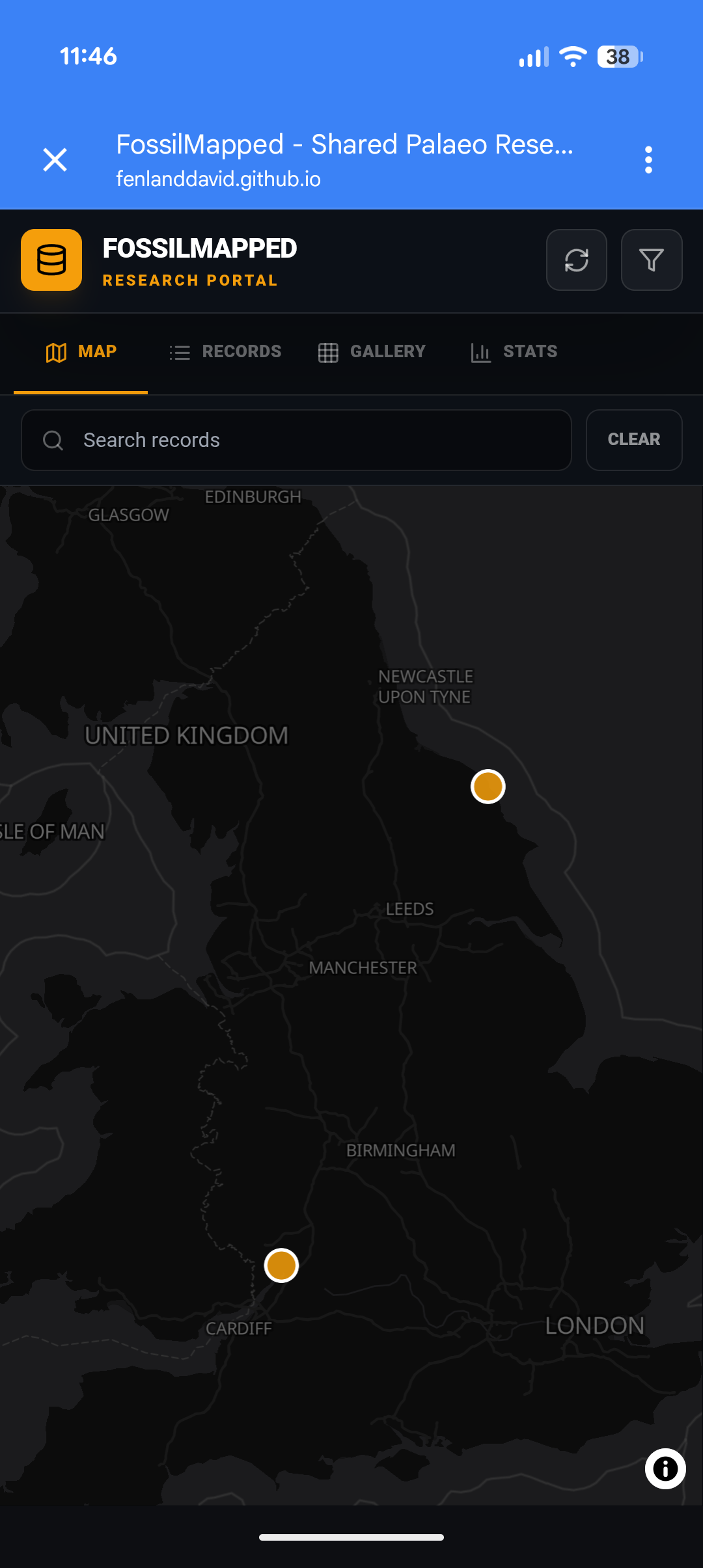 FossilMapped shared fossil database on a mobile phone